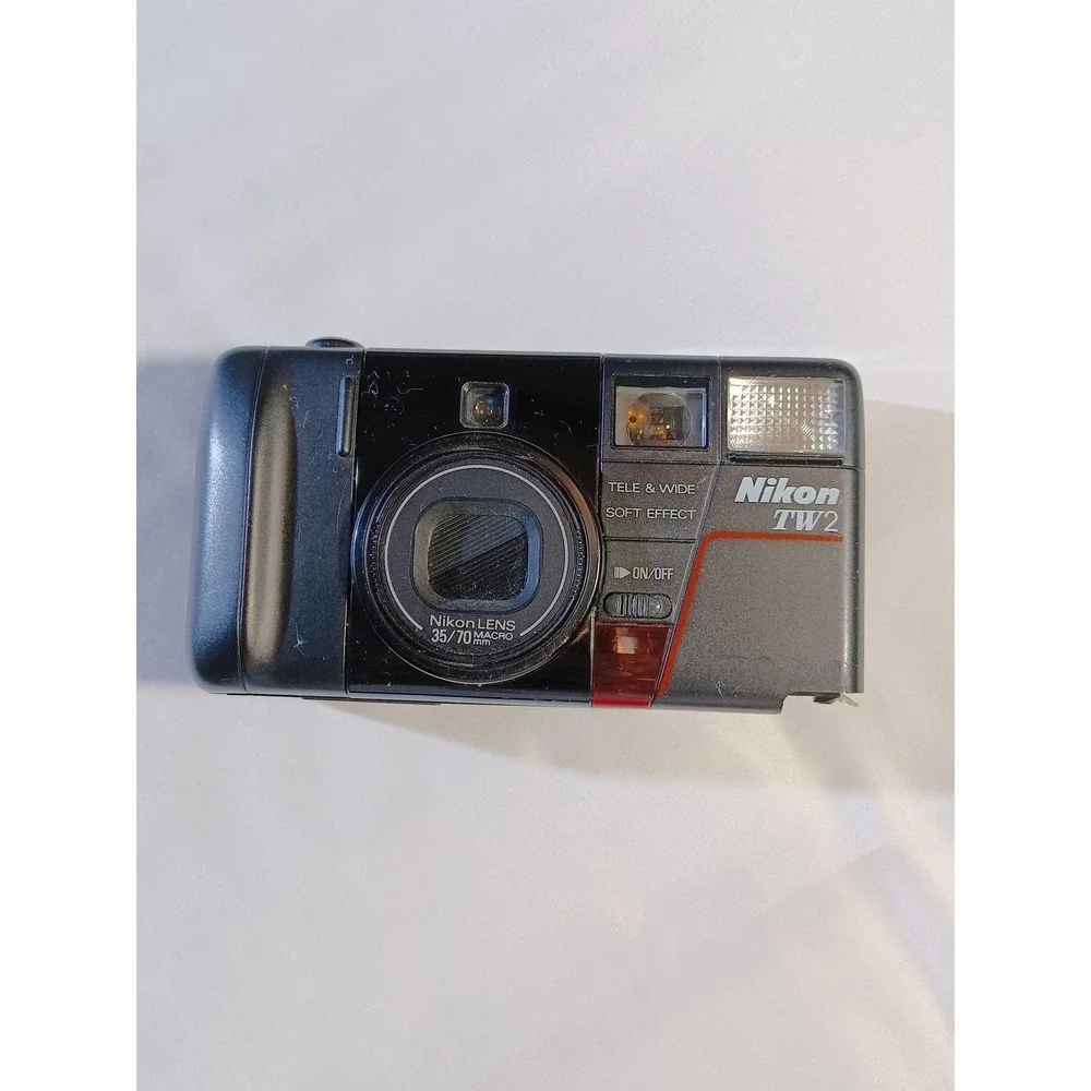 Vintage Nikon TW2 35mm Film Camera Point‎ Shoot 35-70mm AF Macro Flash Japan